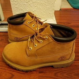 Timberlands women size 7